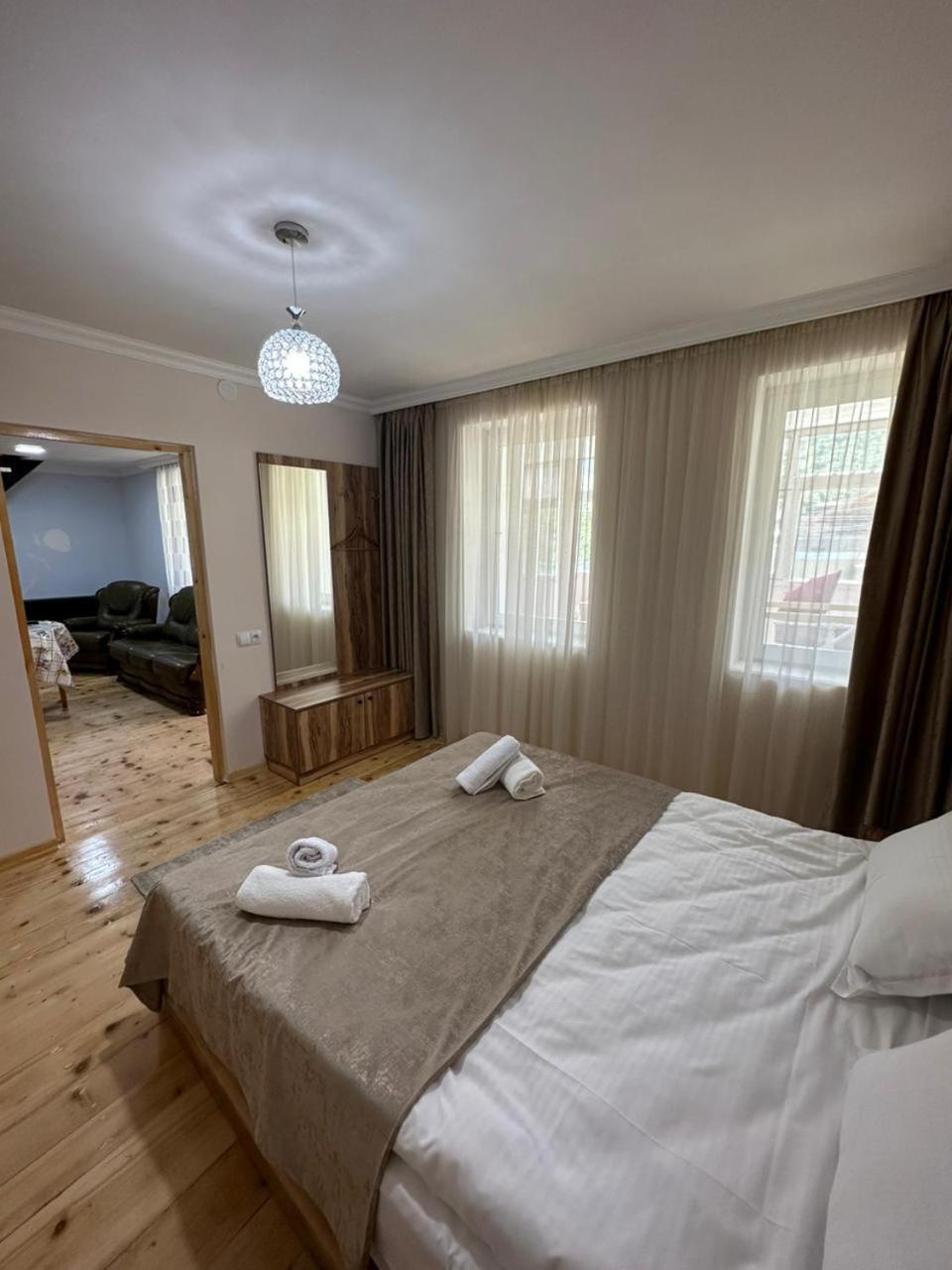 Polaris Kazbegi Hotell Exteriör bild